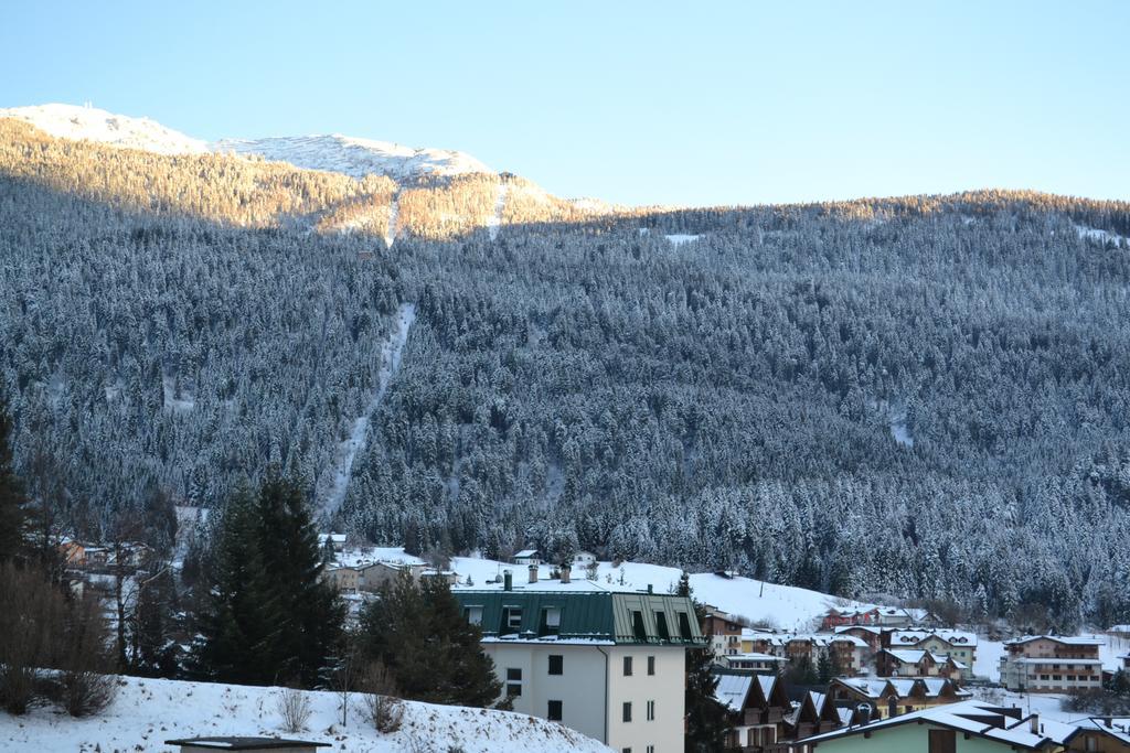 Appartamenti La Val Andalo Eksteriør billede